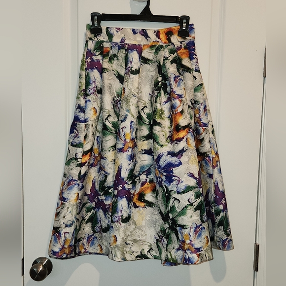 H&M Dresses & Skirts - H&M Multicolor Floral A-Line Skirt